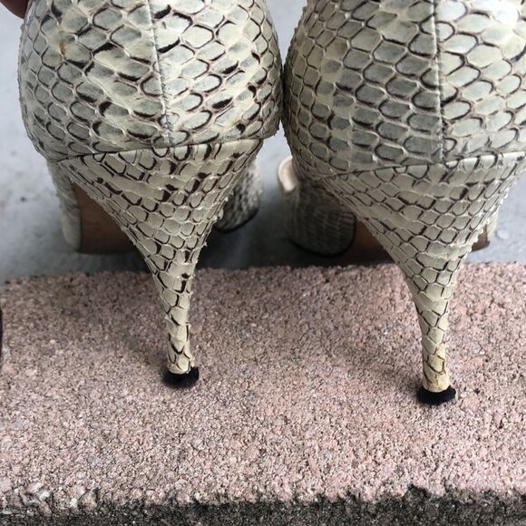 Brian Atwood Faux snake - Picture 5 of 11